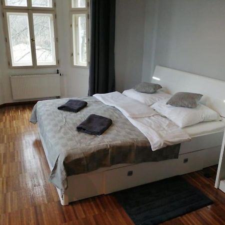 2 Bedrooms Close Vysehrad - Congress Centrum Prague Exterior photo